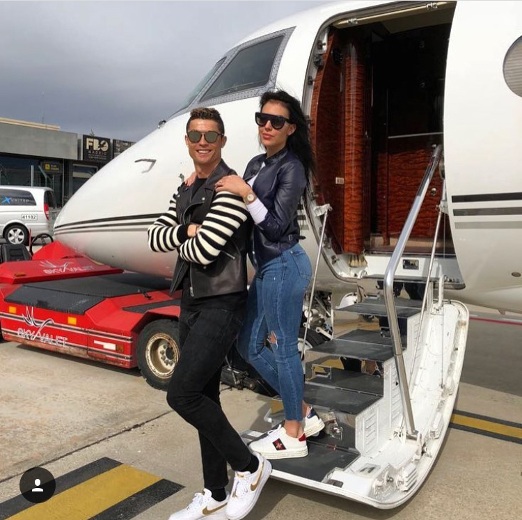 Kjo është e vetmja shqiptare që Ronaldo ndjekë në Instagram