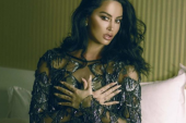 Kështu uron Dafina Zeqiri 10 vjetorin e Pavarësisë (FOTO)