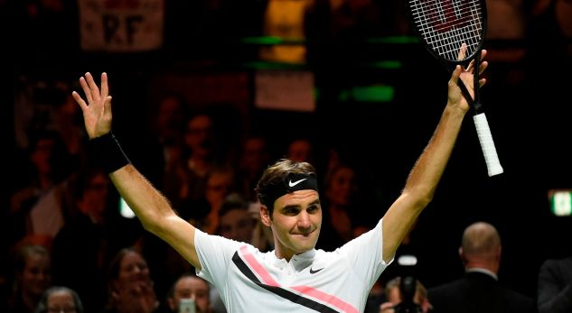 Federer shkruan historinë, sërish numri 1 në botë