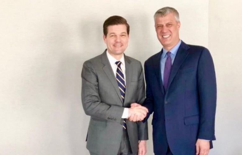 Thaçi takohet me Ndihmës-Sekretarin e Shtetit të SHBA-së për Çështje Evropiane dhe Euroaziatike, Wess Mitchell.