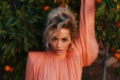 Mandarina, Rita Ora