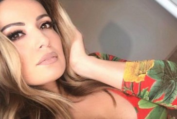 E veshur me fustan, Mimoza Shkodra tregon figurën trupore
