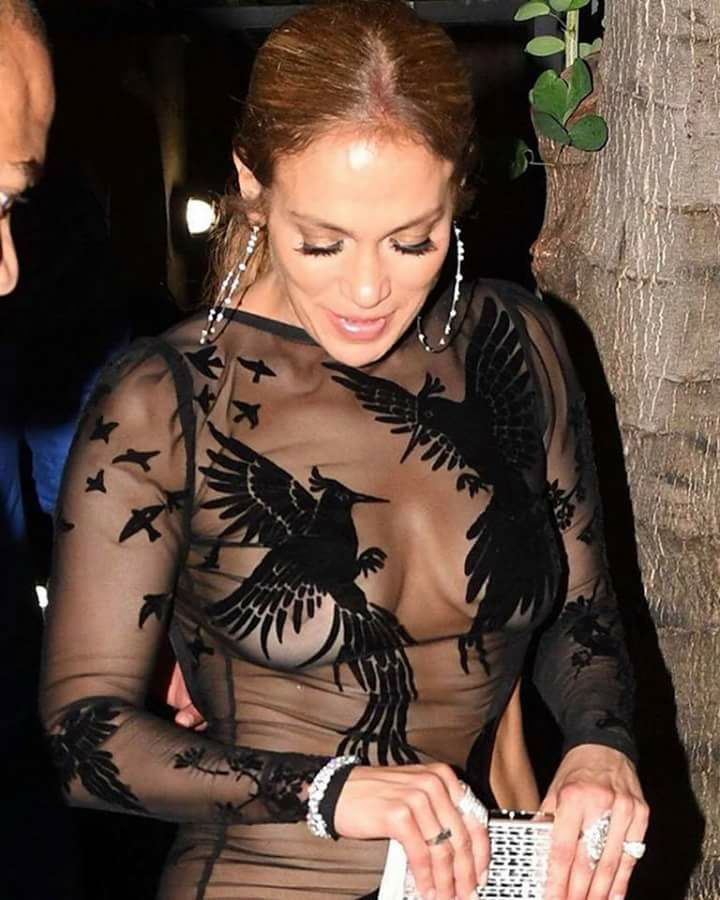 JENNIFER LOPEZ, RINORE DHE TRANSPARENTE!