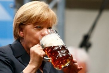 Putin tregon se Merkel i kishte dhuruar birra gjermane