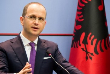 Bushati: Kërkojmë përgjegjësi nga Maqedonia për urrejtjen ndaj shqiptarëve