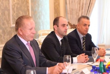 Pacolli paralajmëron arrestimin e zyrtarëve serbë nëse futen në territorin e Kosovës