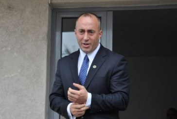 Ramush Haradinaj ia tregon vendin Rexhep Selimit: Ti je rrenc, në luftë shpëtove pa therrë në këmbë