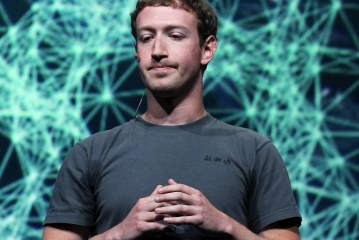 Çfarë po fsheh Zuckerberg? Facebook fshin fshehurazi disa mesazhe private