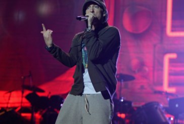 Eminem feston përvjetorin e dhjetë pa alkool dhe drogë