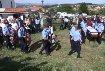 ME NDERIME TË LARTA SHTETËRORE, VARROSET POLICI ARMEND TRENA