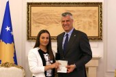 Majlinda Kelmendi pajiset me pasaportë diplomatike