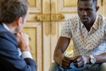 Gjesti i madh i Macron: I jep shtetësi dhe i gjen punë heroit nga Afrika që shpëtoi fëmijën