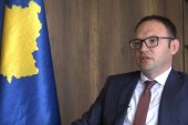 Privatizimi i Telekomit mund të shtyjë hyrjen e operatorit të tretë mobil