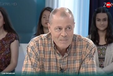 “Nuk ka kurva në këtë botë”, Mustafa Nano rrëfen herën e parë me një 45-vjeçare