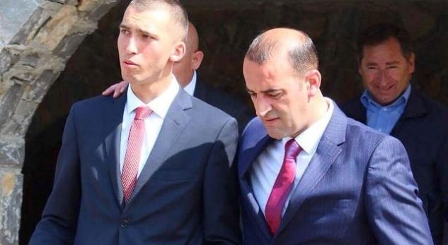 Haradinaj publikon fotografi me nipin: Tash kemi një Luan të ri