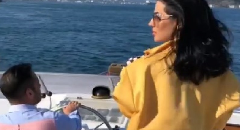 Morena ‘çmend’ iranianin miliarder duke ia dridhur vithet në jahtin e tij luksoz