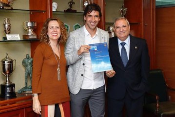 Real Madrid përgatitë planin ‘Raul’