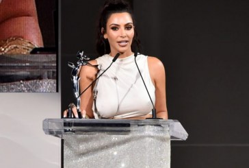 Shpërblehet për influencë në modë, Kim Kardashian: Më befasuat pasi që gjatë gjithë kohës unë shfaqem e zhveshur