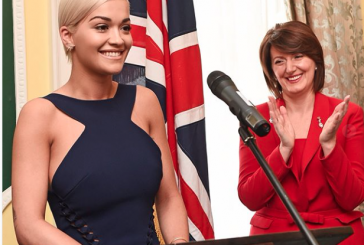 Rita kujton momentin kur u shpall Ambasadore Nderi e Kosovës: S’do ta harrojë kurrë atë moment (Foto)