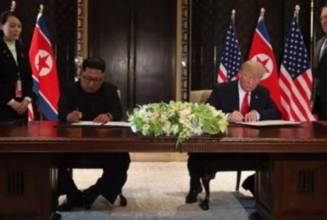 Zbulohet arsyeja e tmerrshme pse Kim ndërroi lapsin gjatë takimit me Trump-in