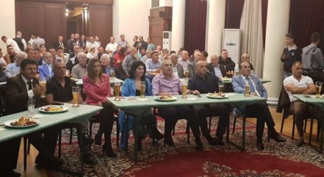 Era Istrefi shikojë Zvicrën me Kosta Riken bashkë me Ilir Meten