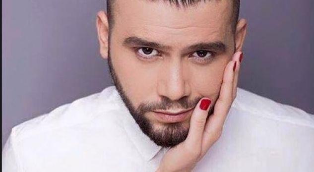 Flori Mumajesi u fejua por kush është ajo ?