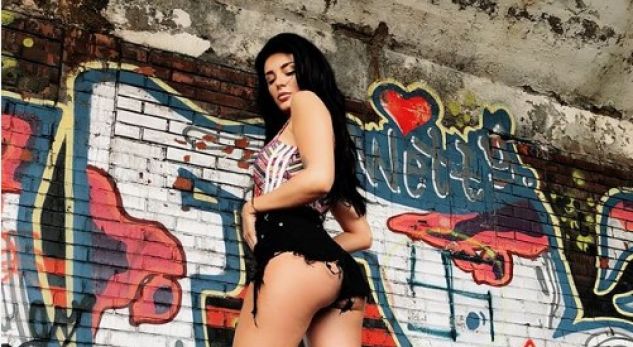 Era Istrefi bëhet gati për finale