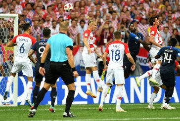 Finale e “çmendur”! Franca në avantazh, Griezmann kthen në gol penalltinë e dhënë, perfundon pjesa e parë