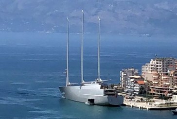 Ndalon në Sarandë një nga jahtet më të mëdhenj në botë (Video)