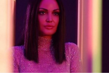 Bleona shfaqet nudo edhe një herë