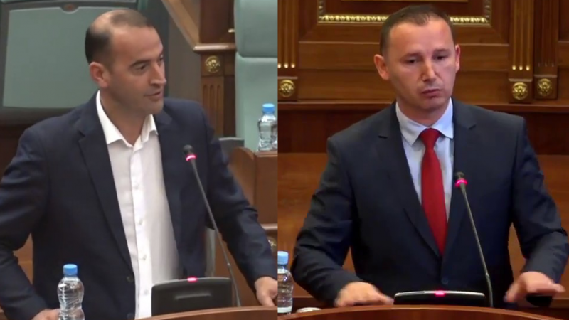 Haradinaj ia goditi mikrofonin, Zemaj flet për incidentin