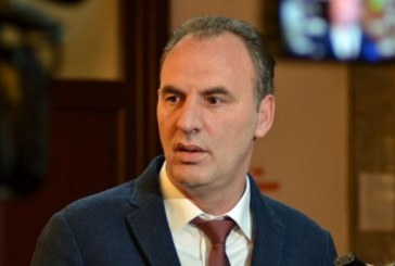 Flet Fatmir Limaj – Tregon a e tradhtuan qëndrimin e tyre kundër Thaçit kryenegociator