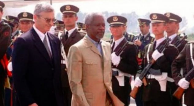 Kofi Annan kishte vizituar kampin e kosovarëve në Kukës në ditët e vështira të vitit 1999