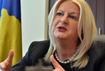 Edita Tahiri porositi mbi 1 mijë makiato për një muaj