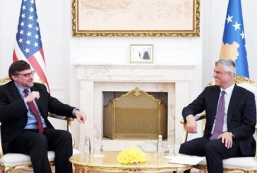 Thaçi pas takikimit me zyrtarin e lartë amerikan, radha për marrëveshje