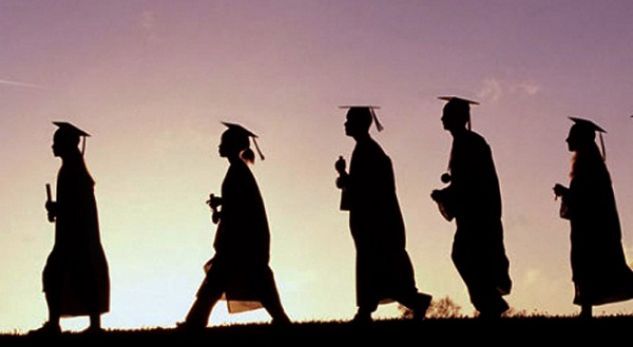 Rreth 11 mijë persona me diplomë universitare janë të papunë në Kosovë