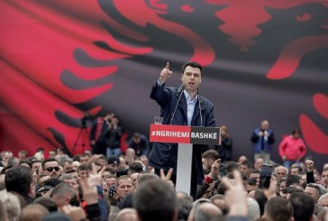 Basha, dorëheqjen e Xhafajt, e quan fitore të opozitës kundër krimit