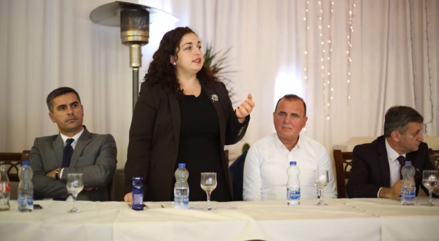 Vjosa Osmani: Vendi është në krizë institucionale