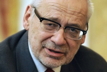 Busek: Ndryshimi i kufijve mes Kosovës dhe Serbisë, opsion real