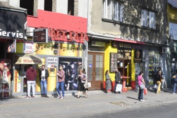 Rrëfehet dëshmitarja e sulmit ndaj të rinjve shqiptarë në Novi Sad: Njëri ra me kokë në trotuar nga goditja e fortë, kishte gjak kudo (Foto)