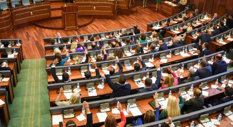 Deputetët e Kuvendit bëjnë ‘sefa’ me para të shtetit, shpenzojnë 112 mijë euro për udhëtime