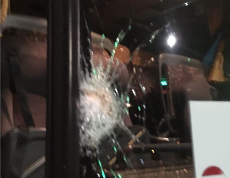 Autobusi me pasagjerë nga Kosova sulmohet në Serbi