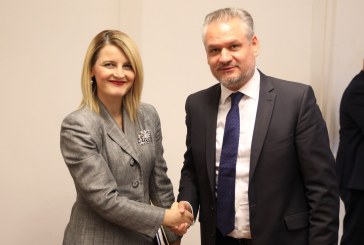 Ministrja Hoxha merr përkrahje nga Hungaria për liberalizimin e vizave