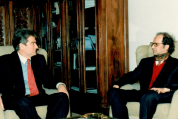 Sali Berisha publikon fotografi të rrallë me Ibrahim Rugovën