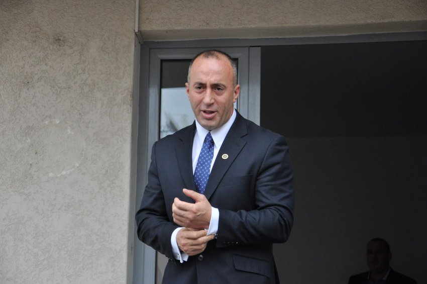 Rritet taksa 100 për qind për Serbinë