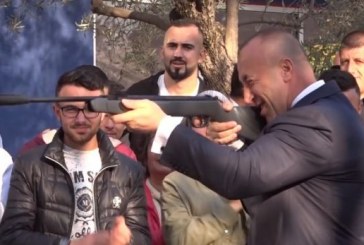Haradinaj “qëllon”, gjuan me pushkë ( Video )