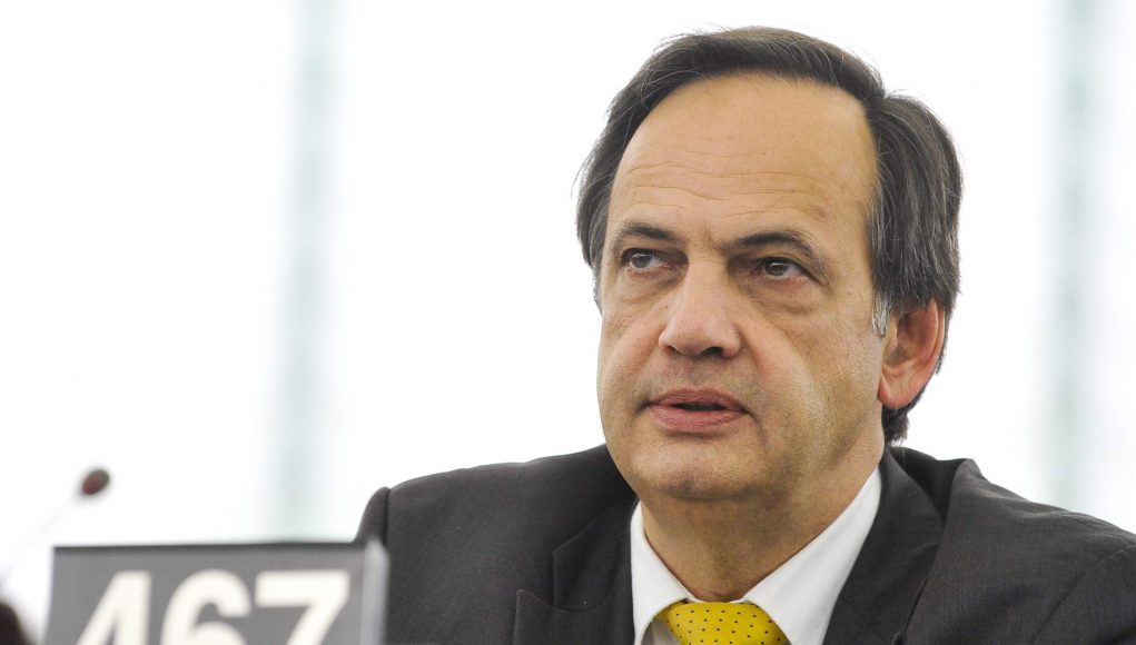 Eurodeputeti gjerman me porosi për vendet që janë kundër liberalizimit të vizave