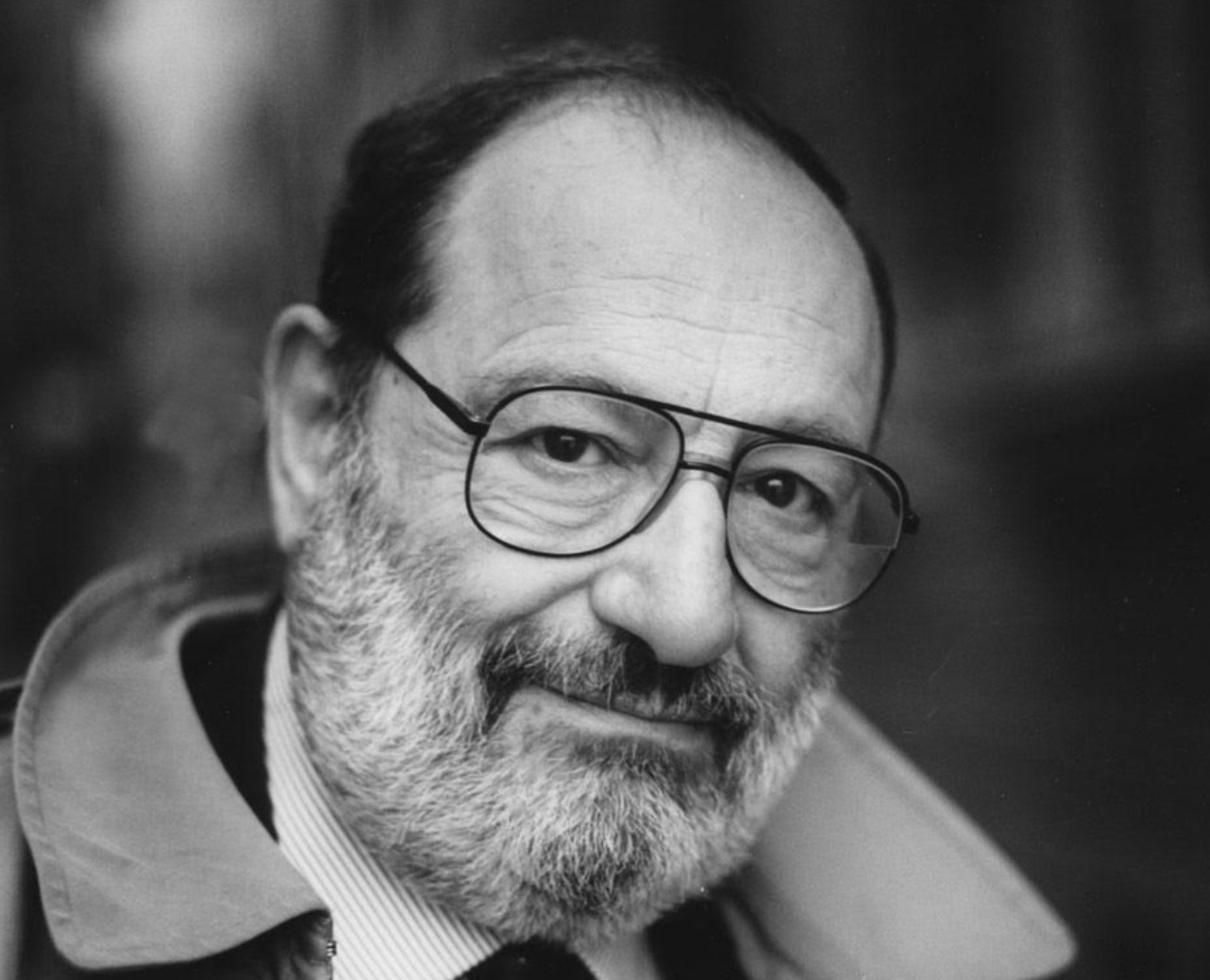 Hiqe nga duart atë celular! Rrëfimi ironik dhe kuptimplotë për çdo të ri, nga Umberto Eco…