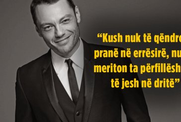 “Kush nuk të qëndron pranë në errësirë, nuk e meriton ta përfillësh kur të jesh në dritë”/ Tiziano Ferro, Thëniet më të Veçanta