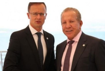 Si e gënjeu Ministri i Jashtëm i Hungarisë Pacollin